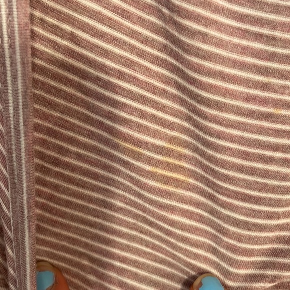 American Eagle Soft & Sexy Tshirt - Picture 2 of 3